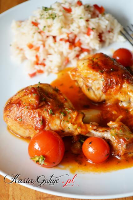 Kurczak z ryżem w sosie pomidorowym