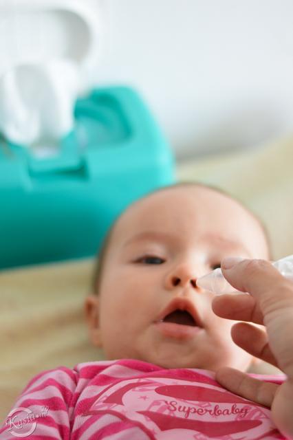 Jak oczyścić nos niemowlaka